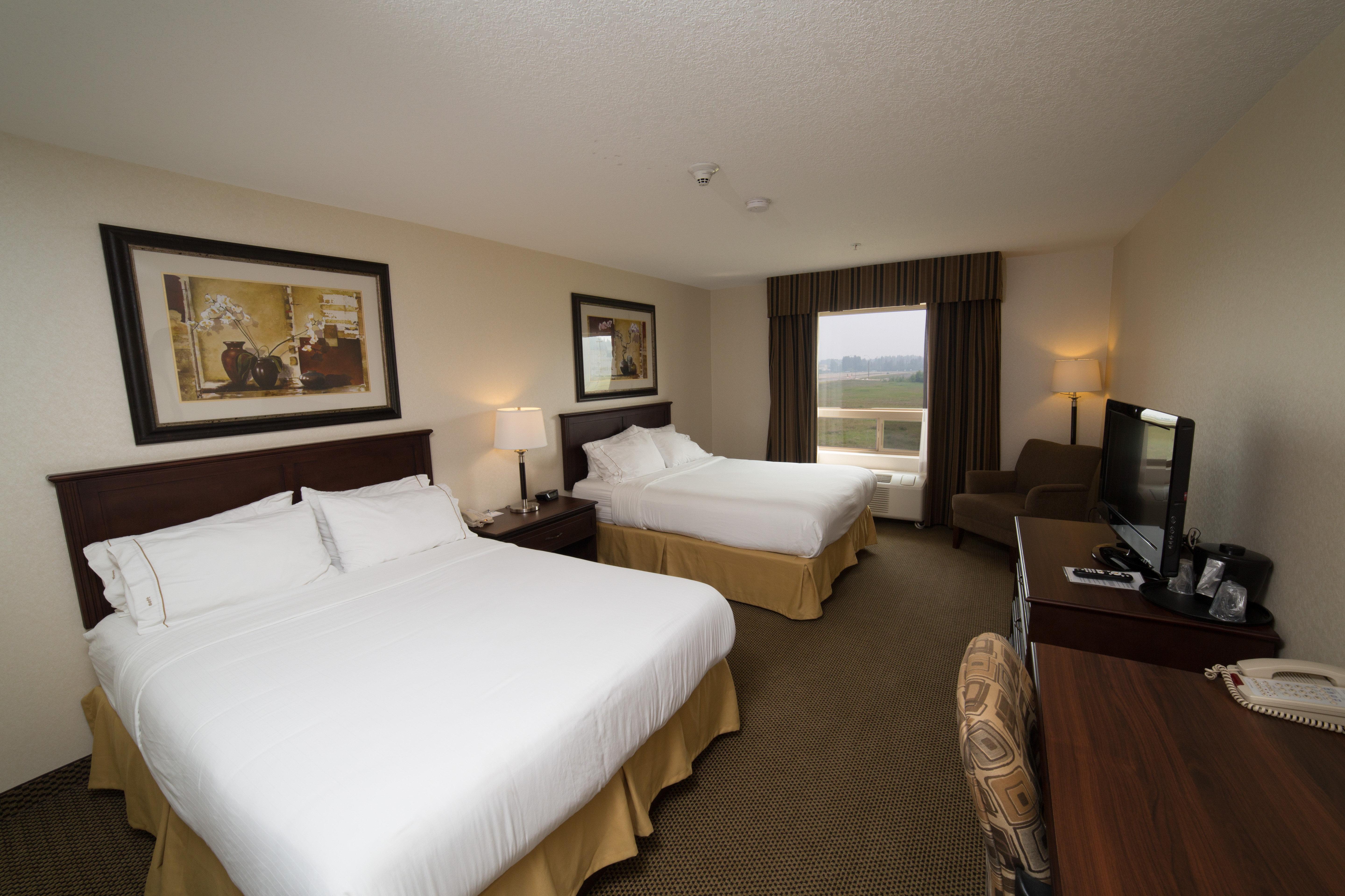 Holiday Inn Express & Suites Whitecourt By Ihg Екстериор снимка